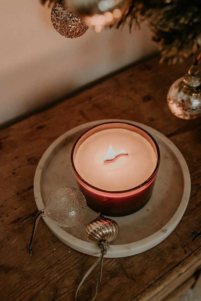 The Scent of Memory: How Fragrance Shapes the Stories We Keep